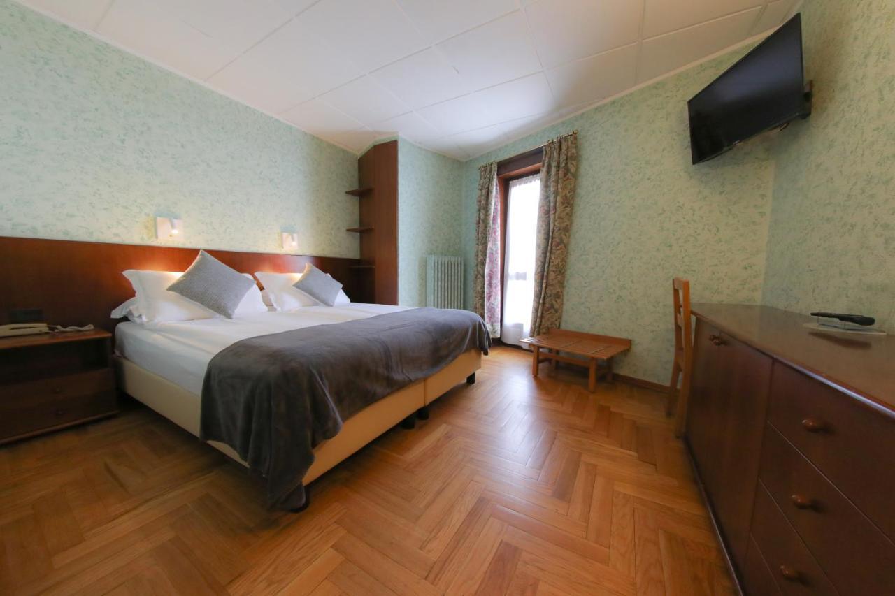 Hotel Sporting Breuil-Cervinia Exterior photo