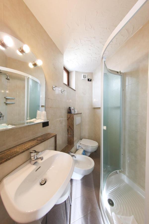 Hotel Sporting Breuil-Cervinia Exterior photo